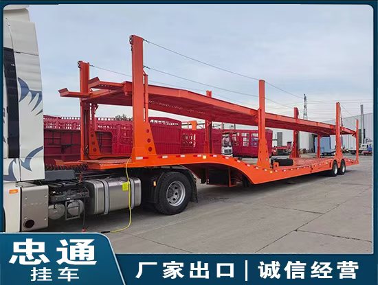 8-Seater car carrier